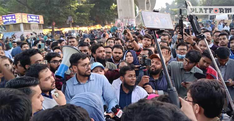 ন্যায্য দাবি আদায়ে চিকিৎসকদের সঙ্গে রাজপথে নামার ঘোষণা সারজিসের।